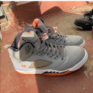 Air Jordan 5s Hot Lavas ( Grade School )